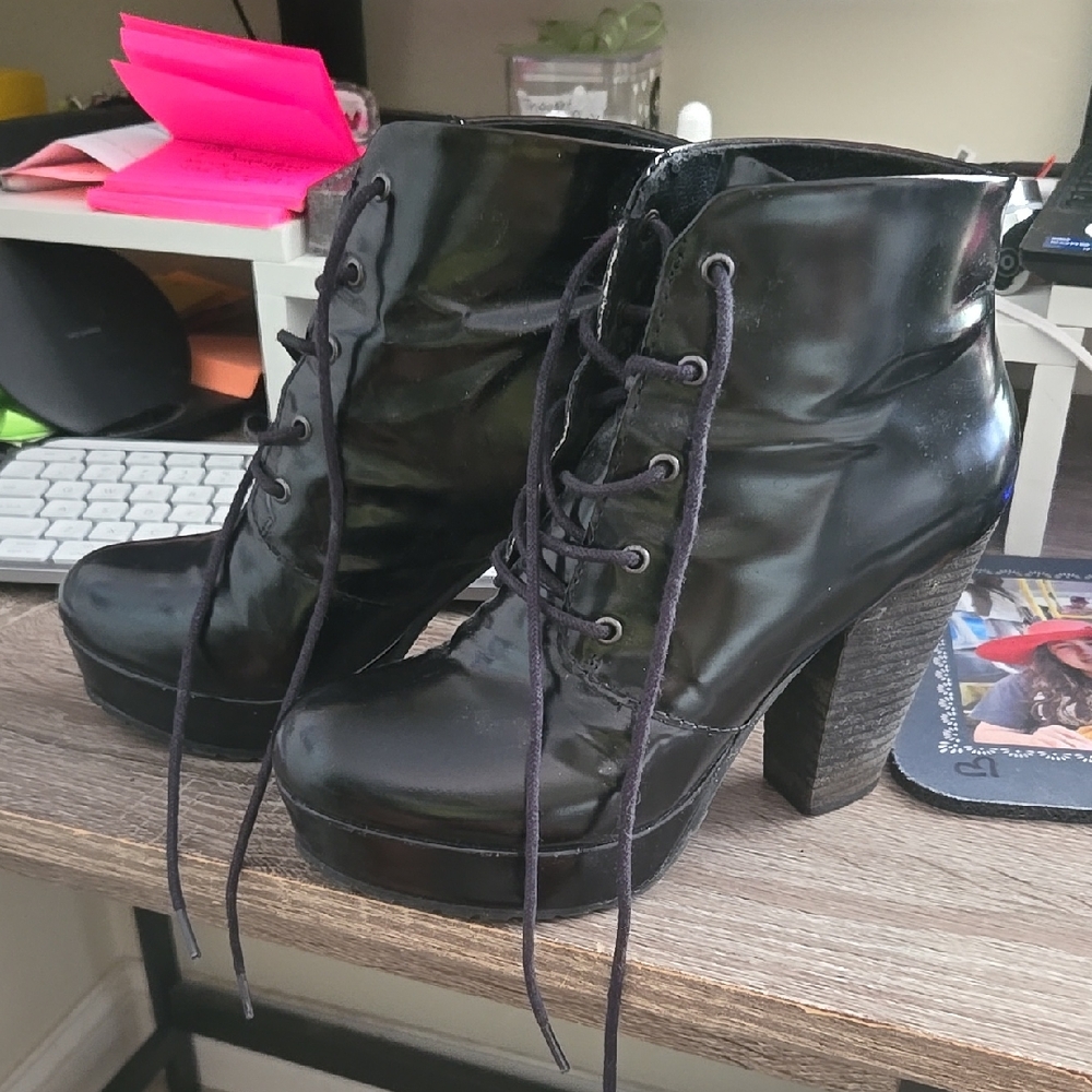 Steve Madden Shiny Black Lace-Up Boots
